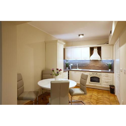 Central Apartment 2