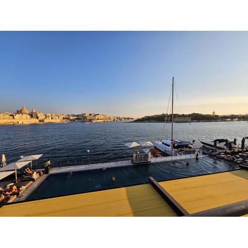 Central Apartment Sliema