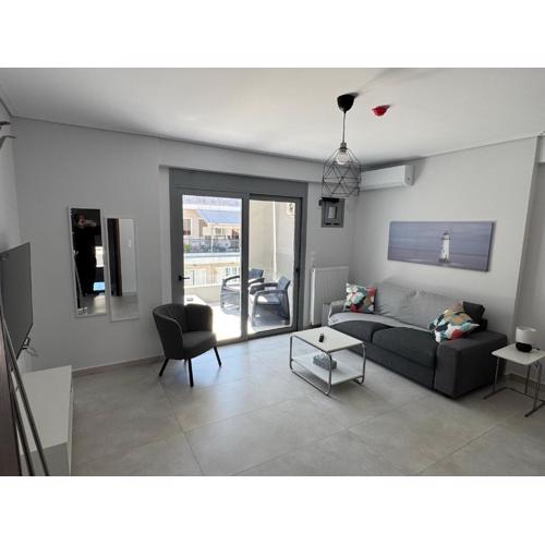 Central Apartment with private parking