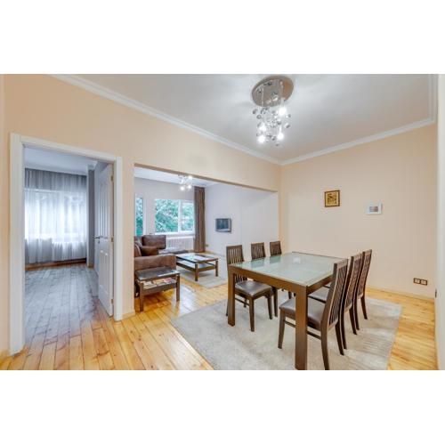 Central Apartment