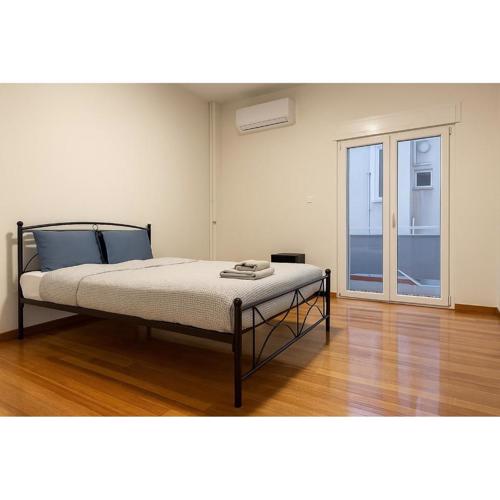 Central Apt Free Street Parking 7min to Port