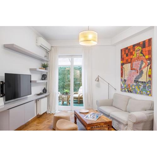 Central Athenian 1BR Apartment