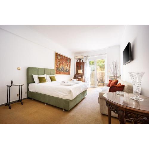 Central Athens 2 bedroom Apartment in Kolonaki