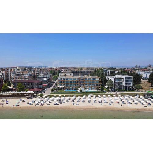 Central Beach Ravda Apartments