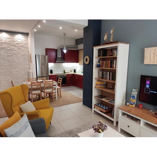 Central & Comfortable, 70m² Apt in Neos Kosmos