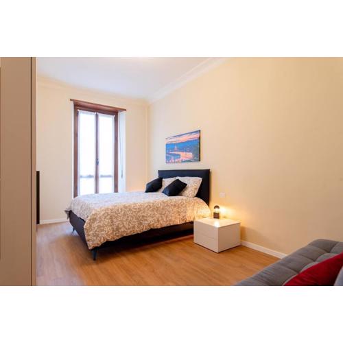 Central cozy apartment close to Metro