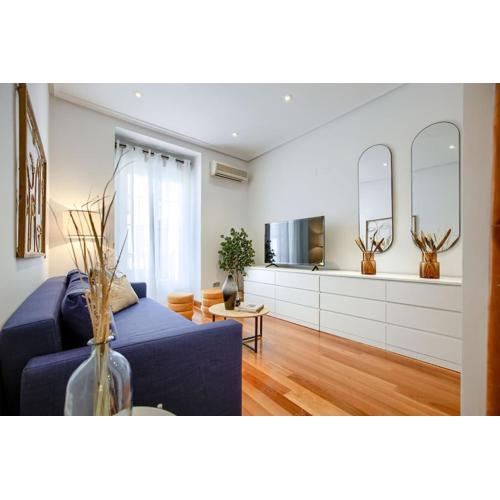 Central flat in the best location-COMEN-2-DE