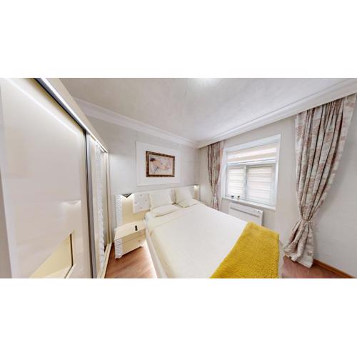 Central Modern 1BR Apartment & Parking