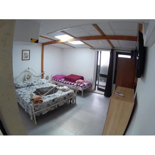 Central private flat by old town, shops, restaurants