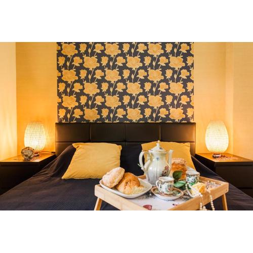 Central, Quiet, Cozy, Very Clean Private Apartment close to Acropolis