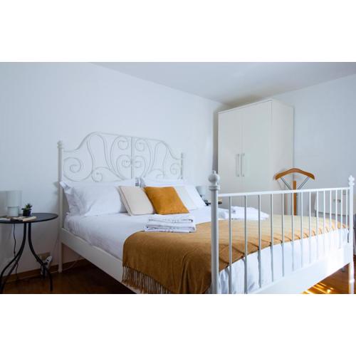 Central Romantic attic in Verona city center