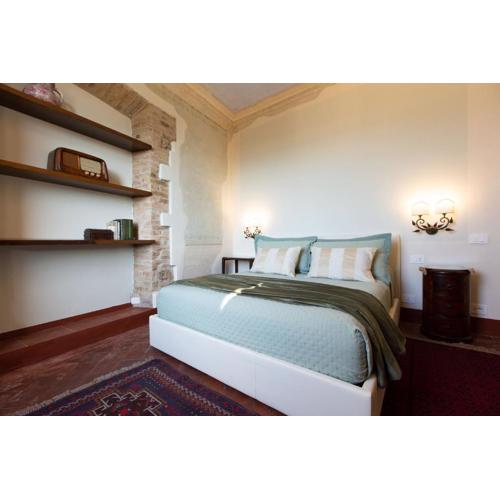 Central Romantic Nest San Gimignano