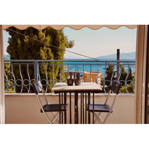 Central Sea View Apartment