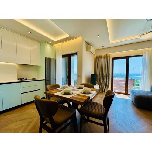 Central Sea View Escape Durres