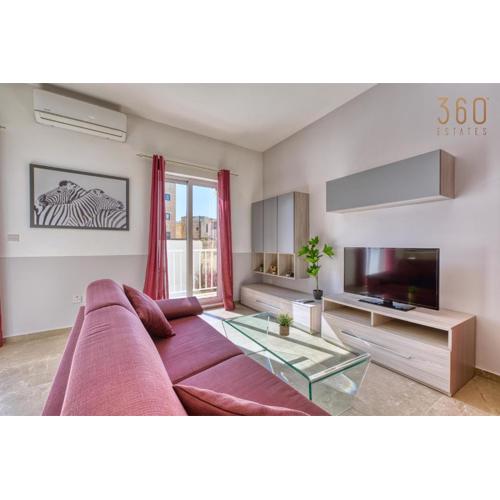 Central Sliema 2BR Stay with private balcony by 360 Estates