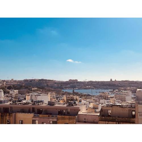 Central Sliema 3bdr. Apartment