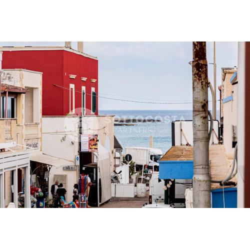 CENTRAL SQUARE - San Foca
