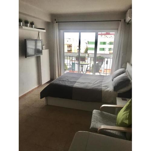 Centrally located and comfortable studio apartment in Nerja 4B