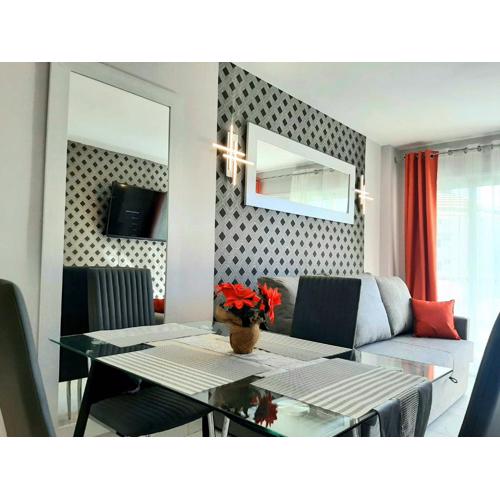 Centrally located apartment close to the ocean.