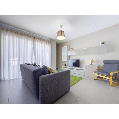Centre of St Julians Apartment