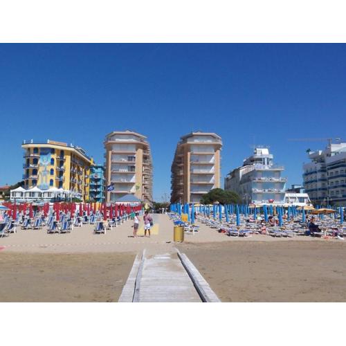 Centro Commerciale Apartments