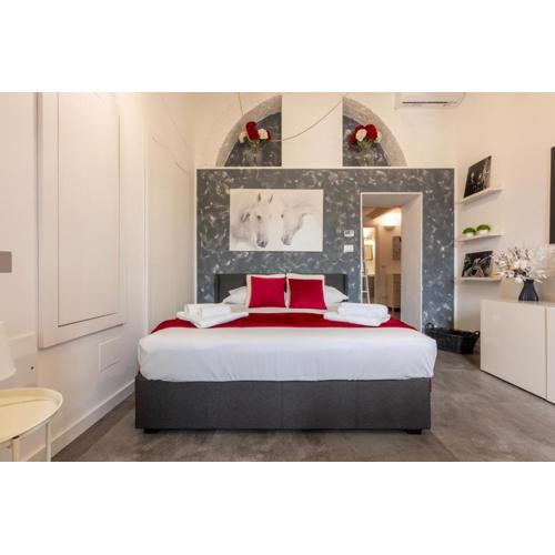 [Centro-Via Garibaldi] Elegante Mansarda con A/C
