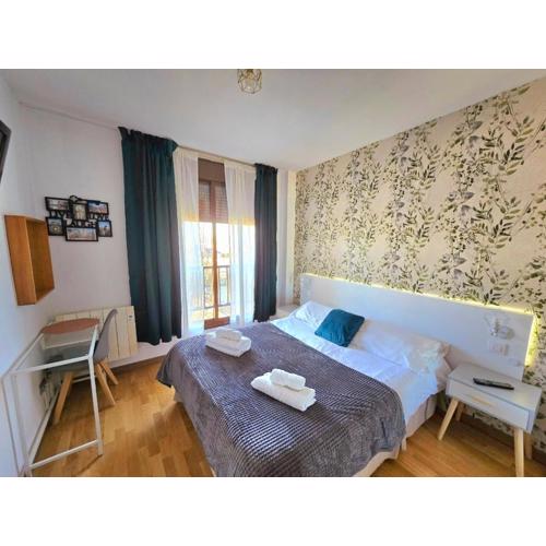 Cerca Airport, Riyadh Air, Ifema, Eisenhower, WIFI, 4 personas
