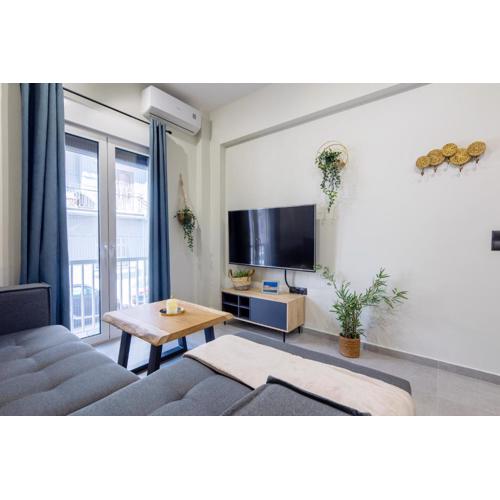 Cesily 2-Bedroom Apartment in Athens