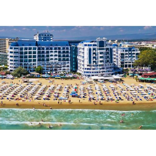 Chaika Beach Resort