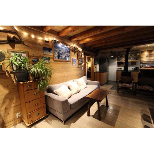 Chalet Bobech - Chalet traditionnel décor bois, très chaleureux et convivial. MAE-3379