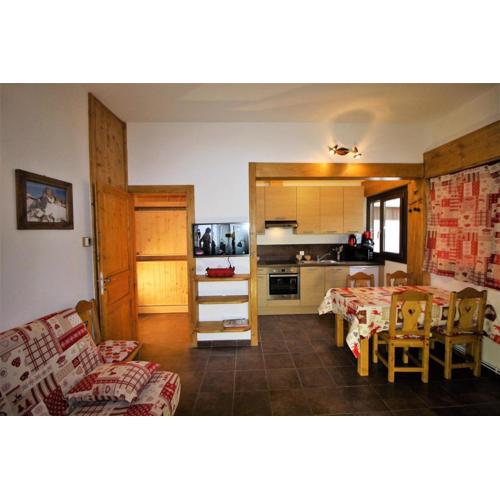 Chalet De La Tour - entièrement rénové et confortable MAE-3503