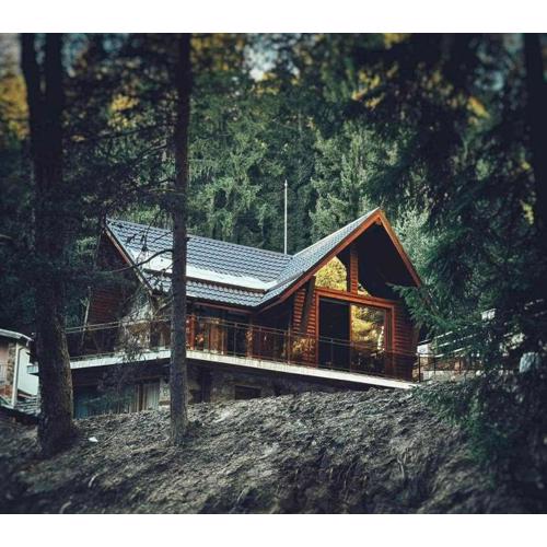 CHALET ELEVEN