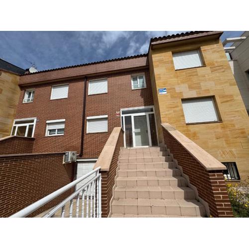 Chalet IFema 5 Habitaciones 4 baños, parking free