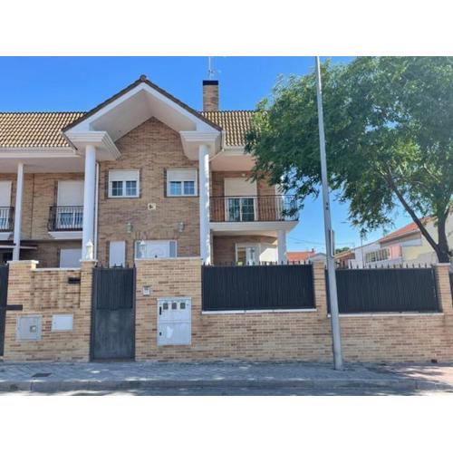 Chalet Pension Rooms Abril