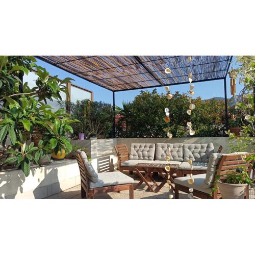 Chambre calme ouvrant sur magnifique rooftop