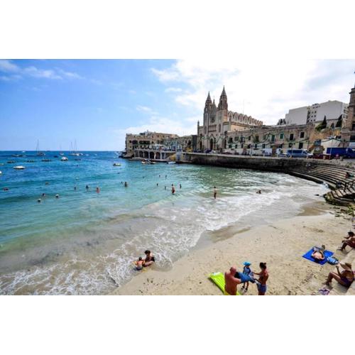 Character Maisonette Spinola Bay