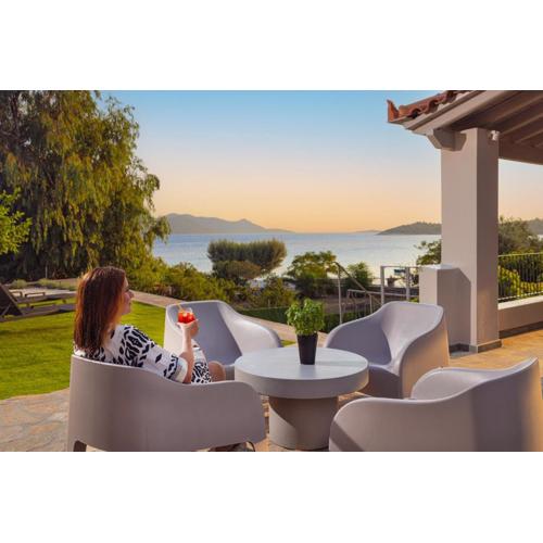Chariclea Villa Retreats
