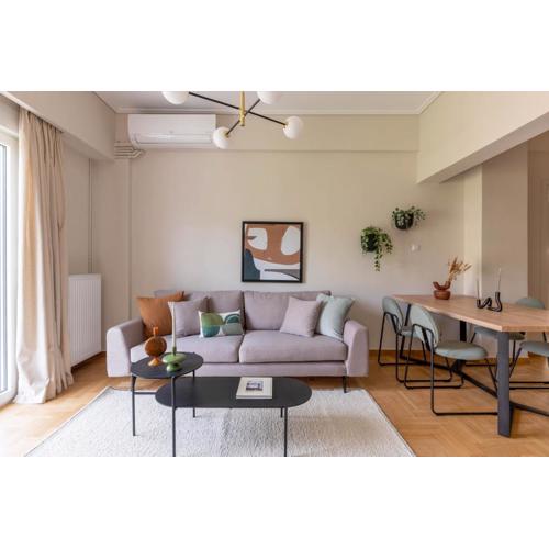 Charismatic 2BR Apartment in Hilton by UPSTREET