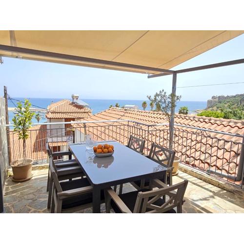 Charites: Terrace with Seaview - 100m to the beach