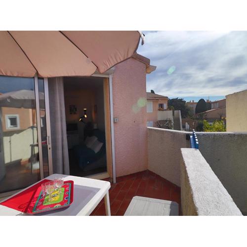 Charmant 2 pièces avec parking, proche plage - FR-1-472-206