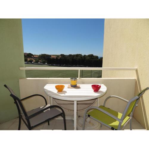 Charmant 2 pièces avec parking, tennis et loggia à 300m de la plage - FR-1-338-431