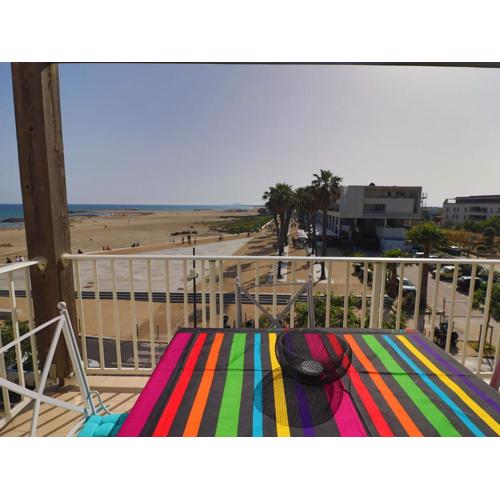 Charmant 2 Pièces avec Terrasse et Parking à Sète - FR-1-472-191