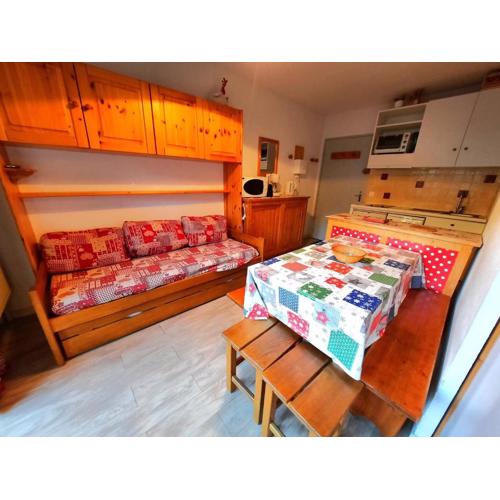 Charmant appartement 4 pers avec balcon, skis aux pieds, Les Menuires - FR-1-452-31