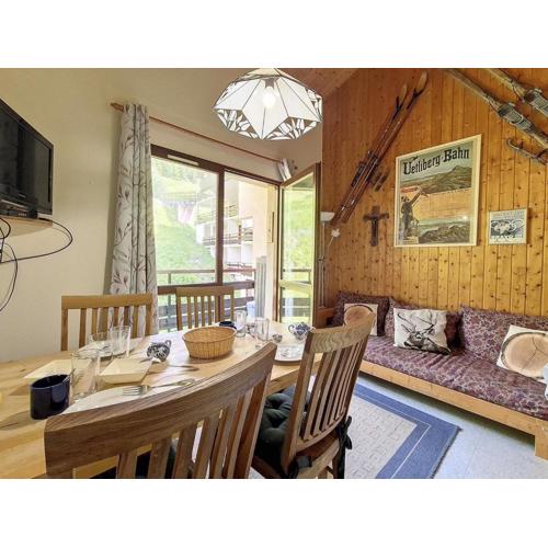 Charmant Appartement avec Mezzanine, Balcon et Garage Privé - Proche des Pistes - FR-1-344-1064