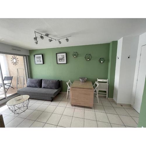 Charmant Appartement Cosy sur Sète proche de toutes commodités, Parking Privé