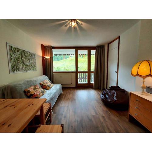 Charmant appartement ski au pied à Plagne Centre avec balcon et cuisine équipée - FR-1-351-219