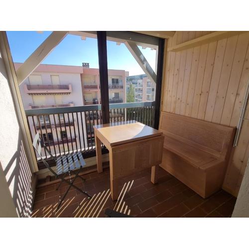 Charmant studio à Sainte-Maxime avec piscine, balcon et parking, proche commerces et plages. - FR-1-780-80