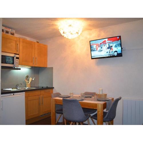 Charmant studio aux Ménuires, proche des pistes, équipé pour 3 personnes avec balcon nord-ouest - FR-1-452-173
