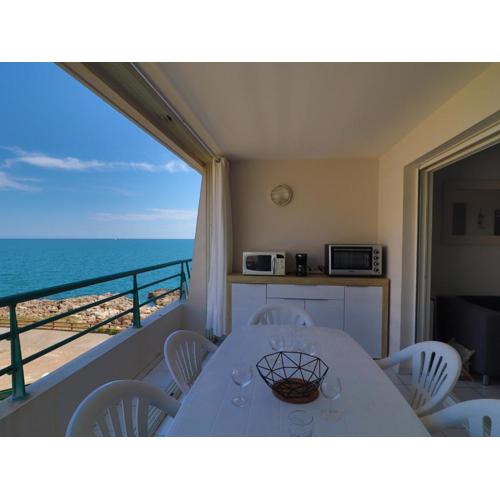 Charmant T2 cabine rénové avec vue mer, loggia, proche plage, tout équipé - 2** - FR-1-472A-295