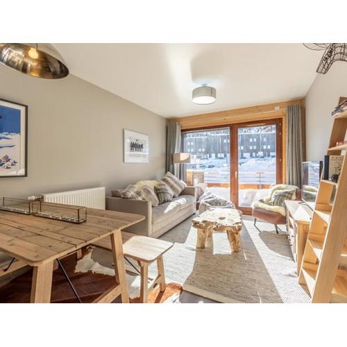 Charmant T3 avec balcon, proche pistes, parking inclus - FR-1-351-235